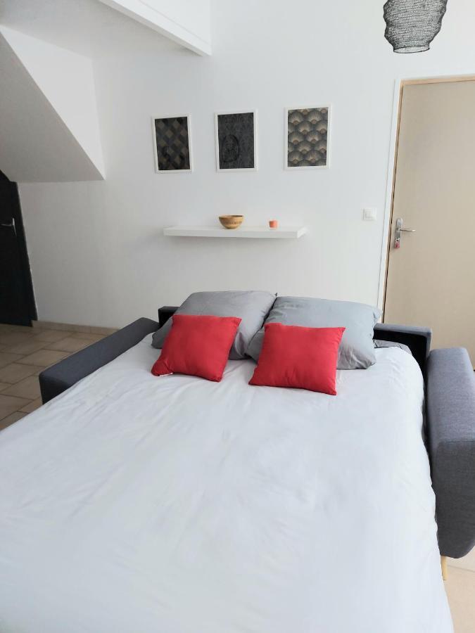 Appart Confort#1, Centre-Ville, Gare A Pieds Proche Commodites Maubeuge Ngoại thất bức ảnh